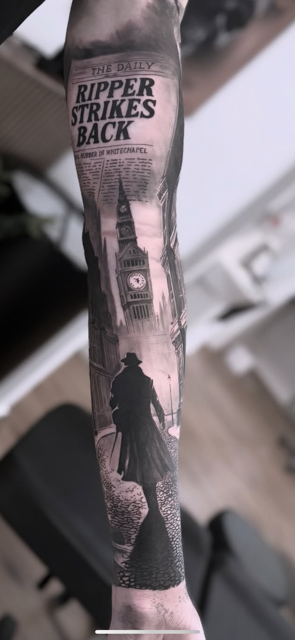 Jack the Ripper-sleeve i black and grey realisme af Christian