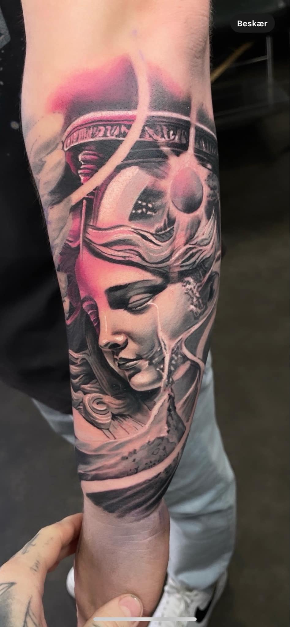 Black & grey realisme tatovering udført hos TM Tattoo Studio i Kjellerup